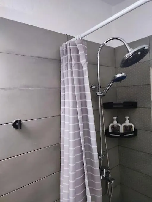 Apartamento Modern Urban Host With Private Courtyard Tesalónica Grecia